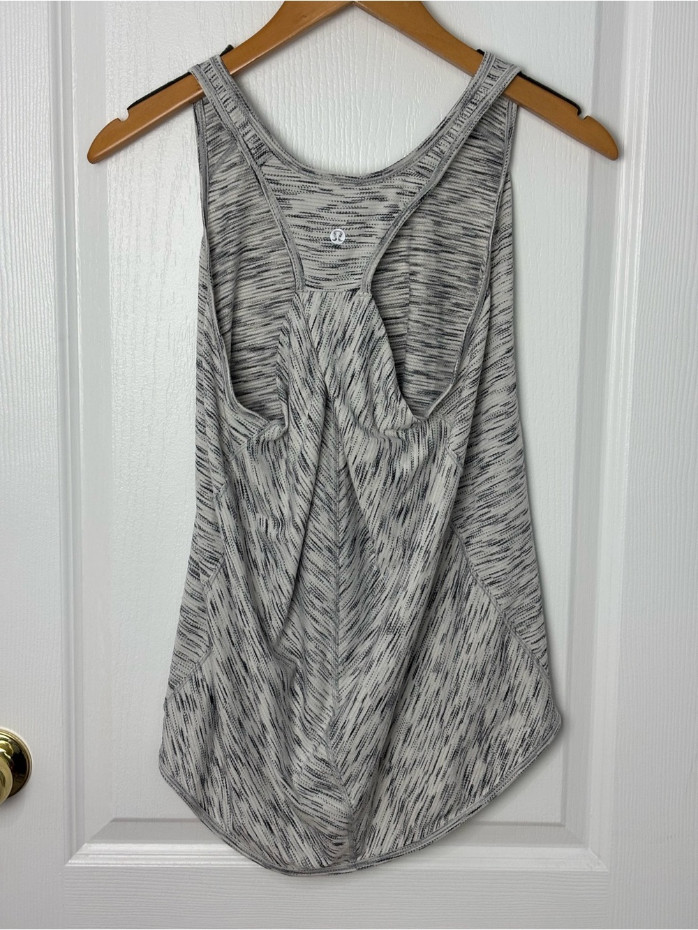 Lululemon Essential Tank Tiger Space Dye Black White Size 8 #31 - Picture 4 of 5